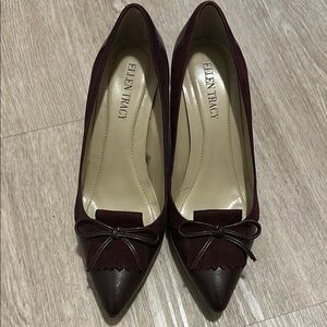 Ellen Tracy Red Heels with Pointed Toe and Bow Detail